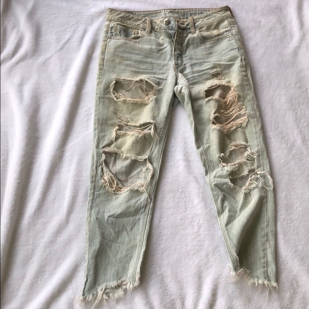 American eagle. Distressed relaxed boyfriend jeans